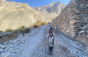塔吉克斯坦北部的山區。科學家正在爭分奪秒，研究區內冰川融化對水資源造成的影響。 Levi Bridges/The World